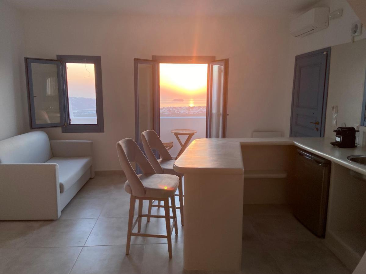Ena Suites Santorini Pýrgos 外观 照片