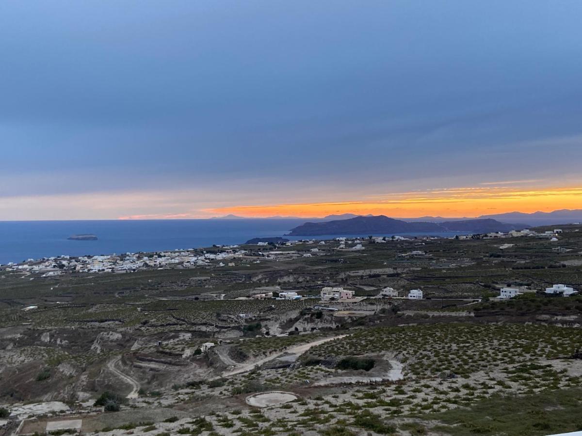 Ena Suites Santorini Pýrgos 外观 照片