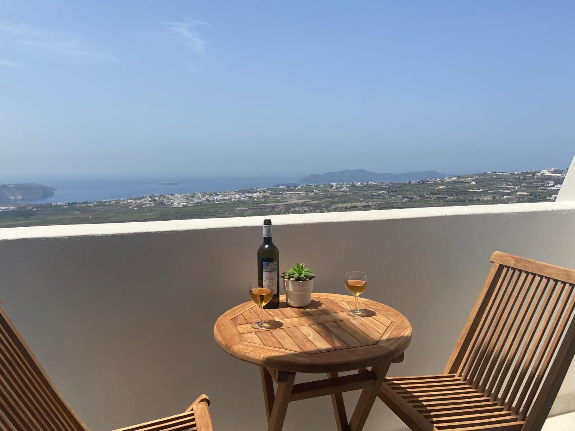 Ena Suites Santorini Pýrgos 外观 照片