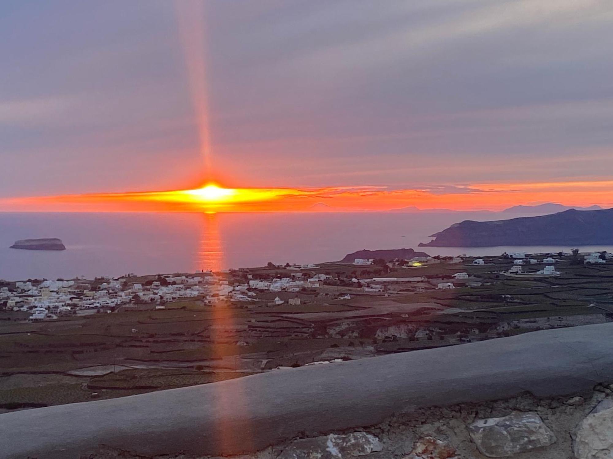 Ena Suites Santorini Pýrgos 外观 照片