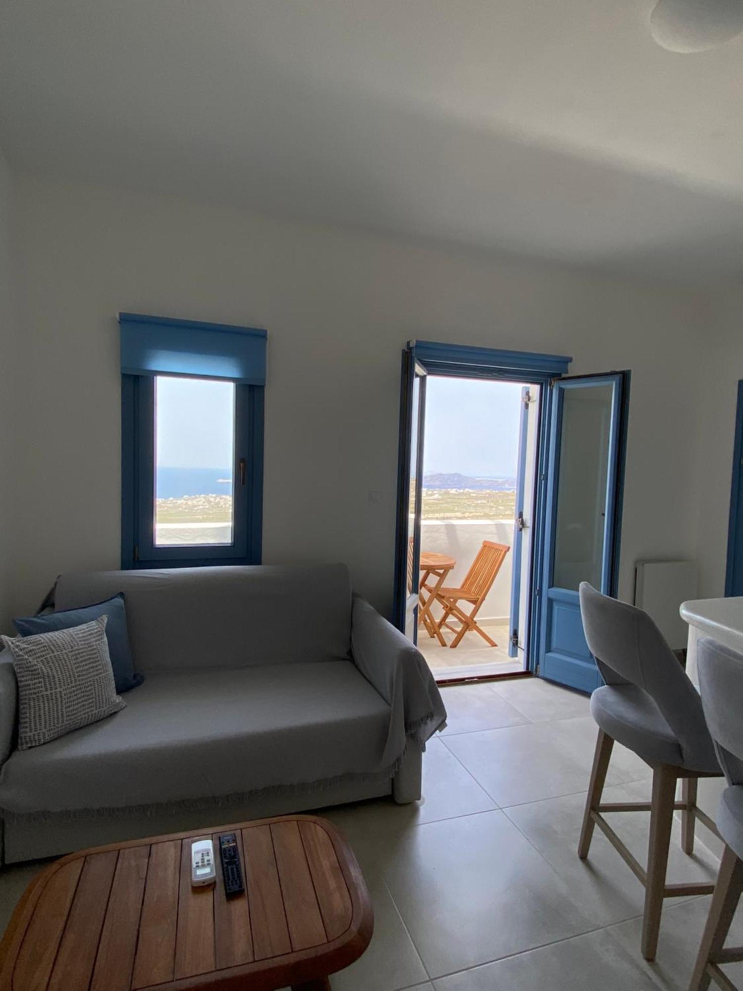 Ena Suites Santorini Pýrgos 外观 照片